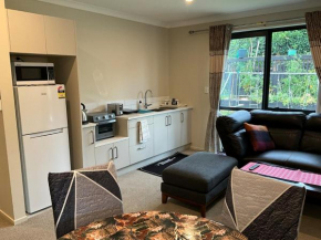 New two Bedroom house attached to main house, Pukekohe